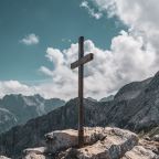 Good Friday, April 7, 2023 | 9 Days